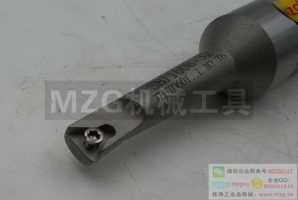 NBH搪刀刀桿使用于NBH2084微調(diào)精鏜孔系統(tǒng)套裝